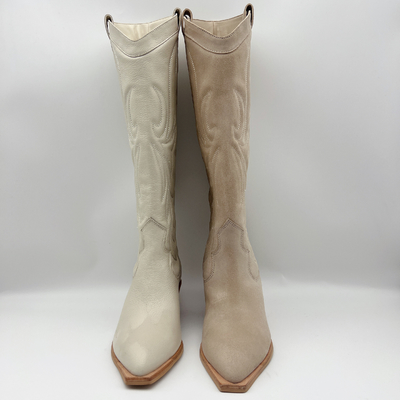 De Laarzen van de het Leerkleding van comfortabele Vrouwen Waterdicht van Wit