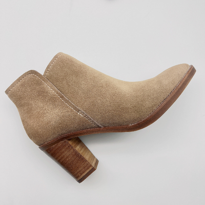 De Laarzen van de het Leerkleding van douanevrouwen benen het Zachte Bovenleer van het het Suèdeleer van Nappa/van de Koe uit