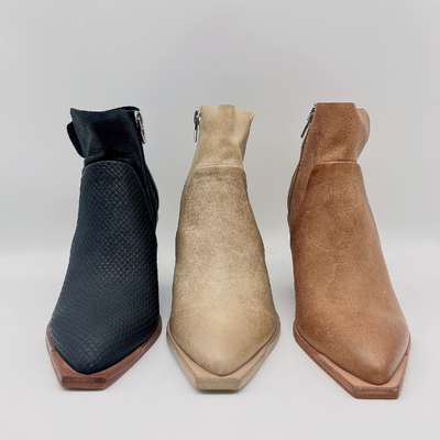 Van de het Leerkleding van bruine Vrouwen de Laarzenodm/OEM met Twee Tone Finish