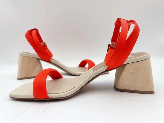 Het oranje Bovenleer van de Riem Open Toe With Soft Nappa Leather van Sandals van het Dames Zachte Leer Enige