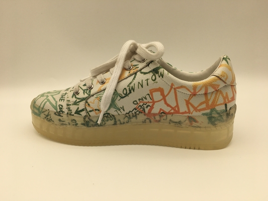 Het Kant omhoog Toevallige Schoenen van beige Vrouwen 5mm Schoenen van het Vrije tijdscomfort