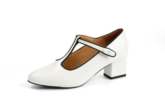De Schoenen Poited Toe Closed Toe With 2cm van de zwarte Witte Vrouwen van Leerpompen Abs Hiel