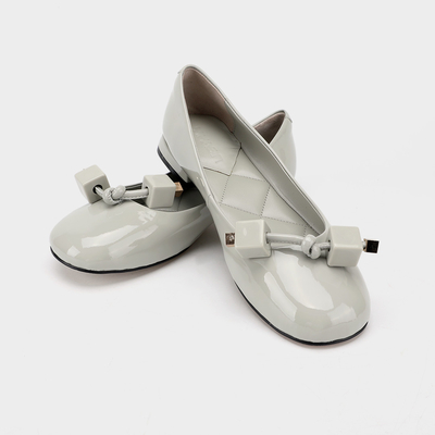 Rijst grijze vierkante gesp dames casual platte schoenen, comfortabele platte damesschoenen