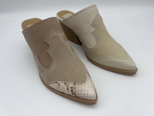 OEM Gericht Toe Shoes Tan van Vrouwen/van Witte Toevallige Schoenen met TPR Outsole