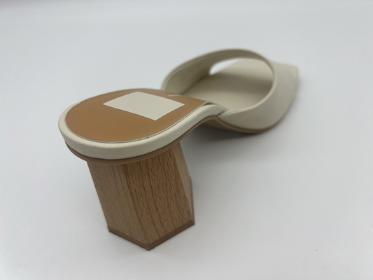 Één Zacht Leer Sandals Vierkant Toe Womens Beige Heeled Sandals van Riemdames
