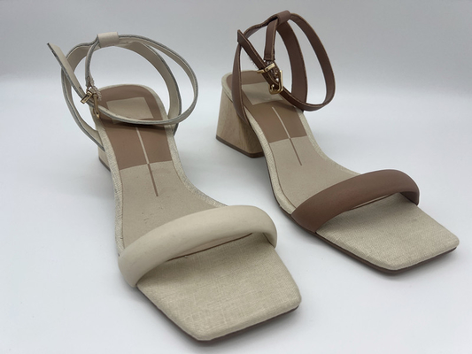 Duurzaam Beige Gesloten Toe Sandals, Echt Hout Gehield Vierkant Toe Ankle Strap Sandals