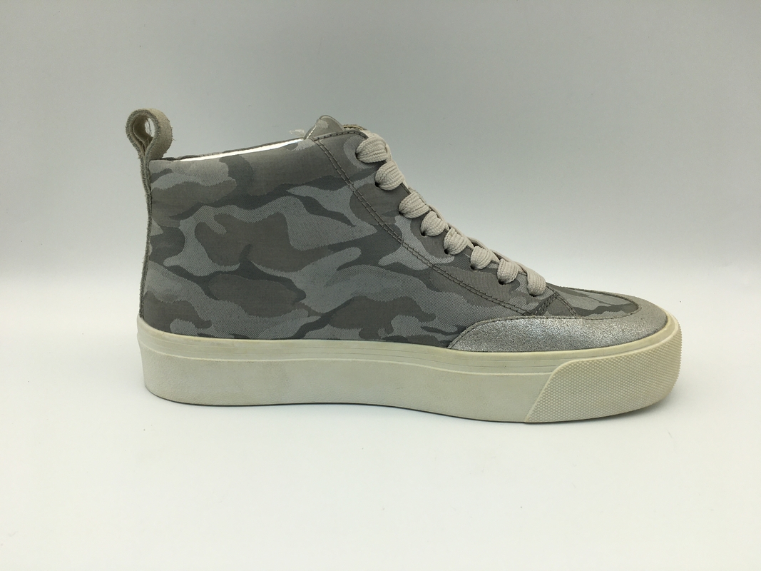 Dames Lt. Comfortabele niet de Misstapbasketbalschoenen van Grey High Top Sport Shoes